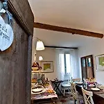 Penzion Il Borgo Di Janov